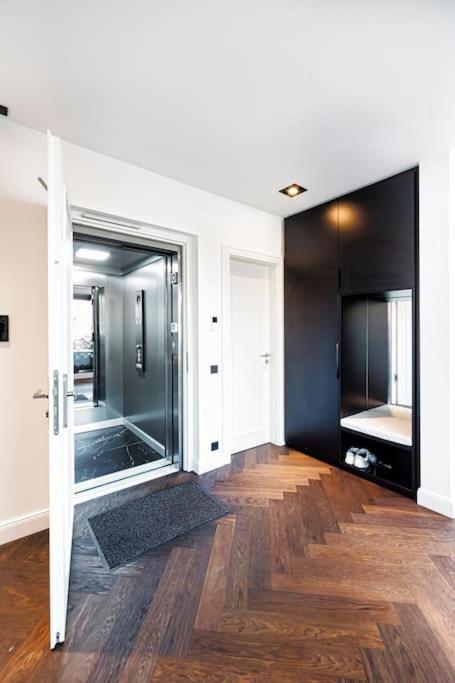 Highlight Penthouse Mit Rund 160 M2 München