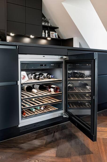 Apartment Highlight Penthouse Mit Rund 160 M2 *